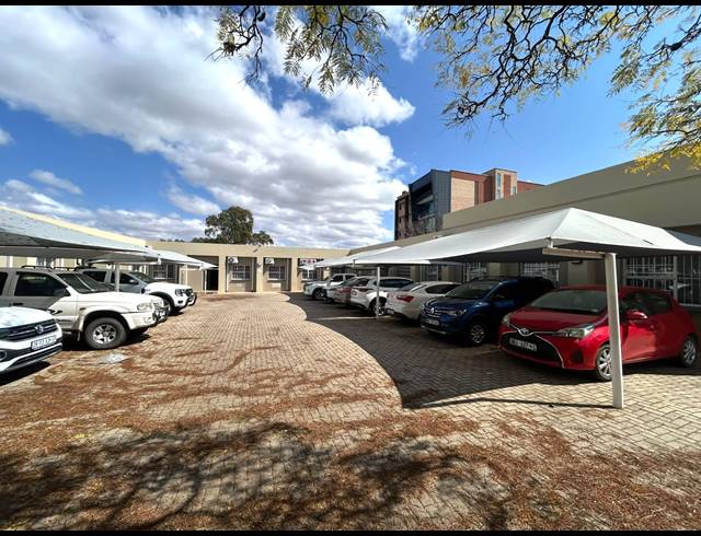 785M² OFFICE FOR SALE IN POLOKWANE CENTRAL